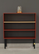 Bücherregal-Plum mit Messing-Regal Bücherregal-Plum mit Messing-Regal