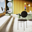 Medallion chair with table Medallion chair with table